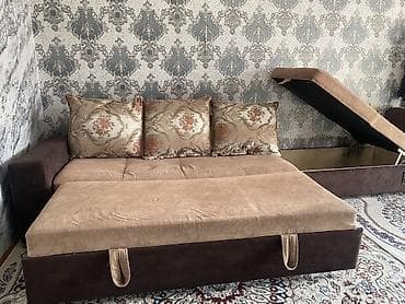диван расклодной: Прямой диван, Б/у — 2