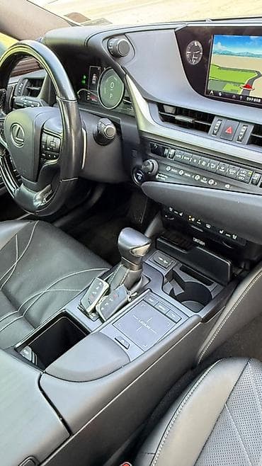 lexus es машина: Lexus ES: 2020 г., 2.5 л, Автомат, Гибрид, Седан — 7