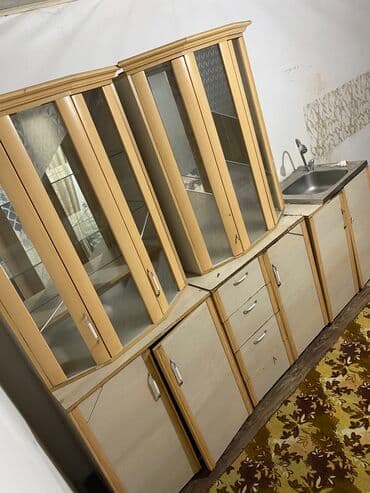 бюджетная кухонная мебель: Кухонный гарнитур, Б/у, цвет - Бежевый, МДФ, Самовывоз — 3