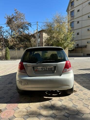 дешевые автомобили в бишкеке: Daewoo Kalos: 2003 г., 1.5 л, Автомат, Бензин, Хэтчбэк — 3