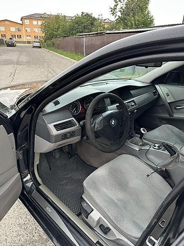 BMW 5 series: 2004 г., 3 л, Механика, Бензин, Седан — 9