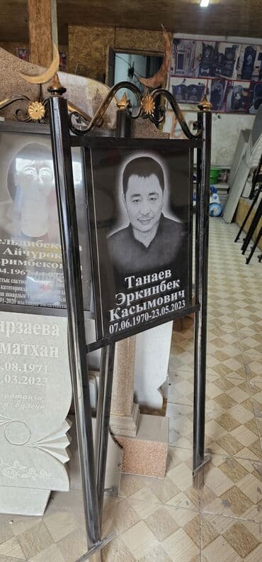 кафельные работы: Изготовление памятников, Изготовление оградок, Изготовление крестов | Гранит, Металл, Мрамор | Оформление, Установка — 24