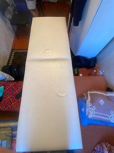 подушки синтепон: Раскладушка, салон красоты — 1