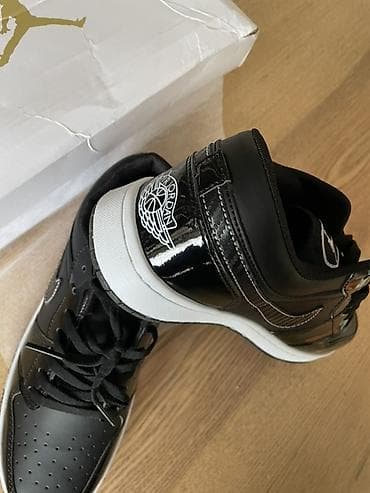 чехлы бу: Nike Air Jordan 1 Low, чёрные (Black/White) - Модель: Air Jordan 1 — 2