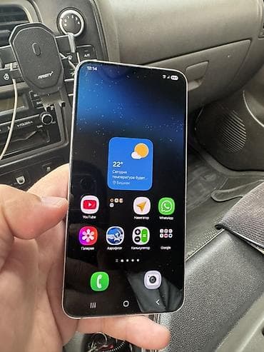 обс: Samsung Galaxy S22 Plus, 128 ГБ, цвет - Серебристый — 1