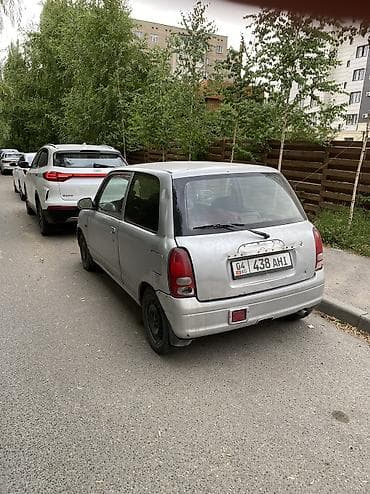 Daihatsu Cuore: 2002 г., 0.8 л, Механика, Бензин, Купе at lalafo.kg Daihatsu Cuore: 2002 г., 0.8 л, Механика, Бензин, Купе