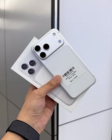 IPhone 17 Pro Max, Б/у, 512 ГБ, White Titanium, Защитное стекло, Чехол, Кабель, В рассрочку, 100 %