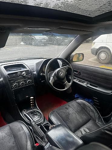 lalafo traktor: Lexus IS: 2003 г., 2 л, Автомат, Бензин, Седан — 7