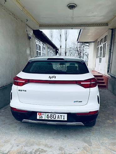 Weltmeister: Weltmeister EX5, 2021 г., 99542 км, Передний — 2