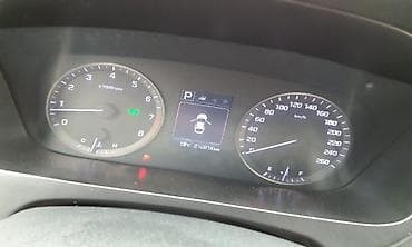 Hyundai Sonata: 2016 г., Автомат, Газ, Седан — 4