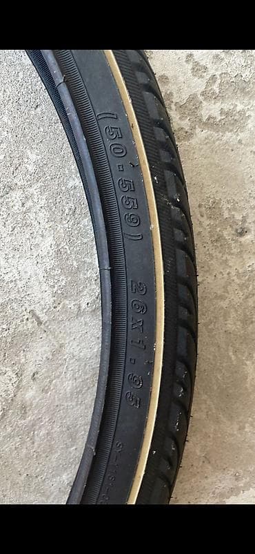 покрышка на фикс: Велосипедная покрышка 26×1.95 (50‑559) + камера - Размер: 26×1.95 — 1