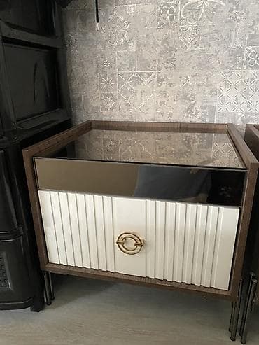 буфет шкаф советский: Прикроватная тумба, Б/у, Без зеркала, ЛДСП, Самовывоз — 1