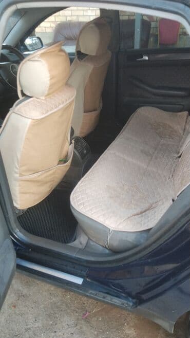 домкрат на ауди: Audi A6: 2002 г., 2 л, Вариатор, Бензиновая, Седан — 6