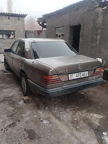 mazda 323 авто: Mercedes-Benz W124: 1989 г., 2.3 л, Механика, Бензин, Седан — 1