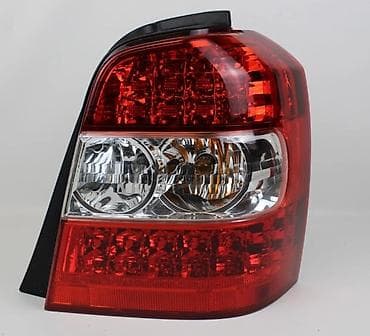 рустам: Задний правый стоп-сигнал Toyota 2004 г., Б/у, Оригинал — 1