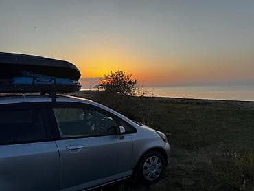 фит багаж: Honda Fit: 2001 г., Автомат, Бензин, Хэтчбэк — 5