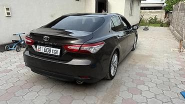 corolla 2004: Toyota Camry: 2018 г., 2.5 л, Автомат, Бензин, Седан — 4