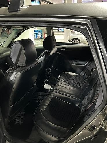 спойлеры венто: Toyota Matrix: 2005 г., 1.8 л, Автомат, Бензин, Хэтчбэк — 4