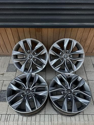 Куйма Дисктер R 17 Toyota, Комплект, тешиктери - 5, Колдонулган lalafo.kg да Куйма Дисктер R 17 Toyota, Комплект, тешиктери - 5, Колдонулган