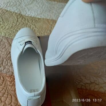 nike react: Продаю новые кожаные кеды весна лето . Не подошёл размер — 5