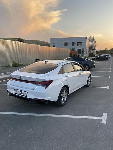 Продажа авто: Hyundai Avante: 2021 г., 1.6 л, Автомат, Бензин, Седан — 3