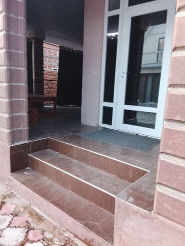 1 комната: Коттедж 2 этажный есть собственный парковка плюсь терасса + барбекю — 2