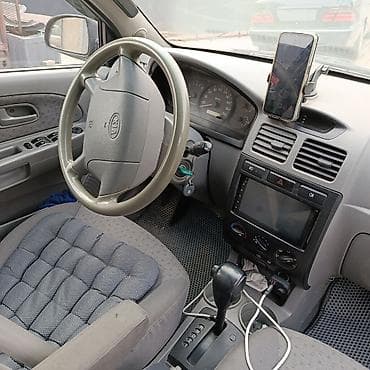 tayota progres: Kia Rio: 2004 г., 1.5 л, Автомат, Бензин, Универсал — 3