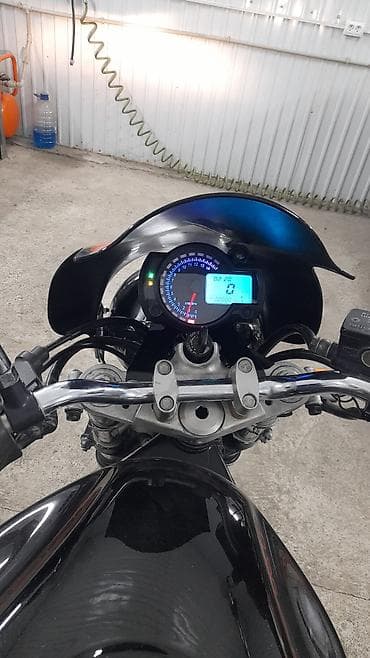 suzuki boulevard: Мотоцикл Suzuki Bandit (GSF), черный - Классический нейкед с круглой — 3
