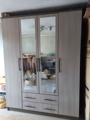 Шкафы для одежды