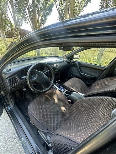 авто сатылат: Toyota Carina E: 1996 г., 1.8 л, Кол менен иштөөчү, Бензин, Лифтбек — 7