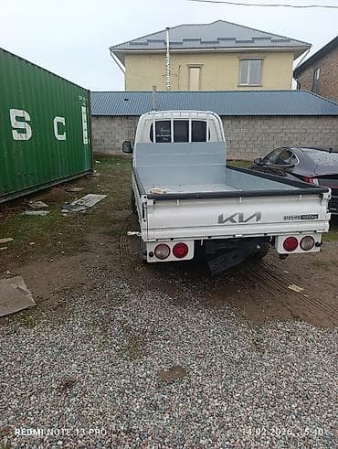 b class: Легкий грузовик, Kia, Стандарт, До 1 т — 2