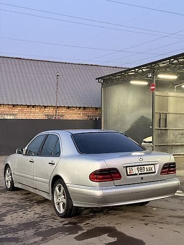 балон 315 80 22 5: Mercedes-Benz E-Class: 2000 г., 2.2 л, Автомат, Дизель, Седан — 6