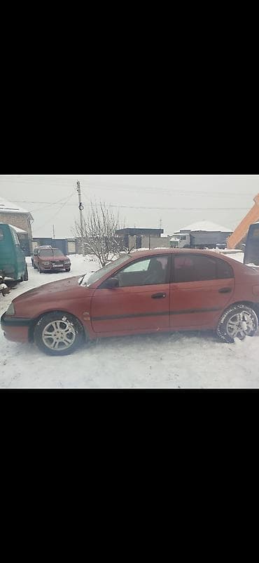 ош машине базар: Toyota Avensis: 2000 г., 2 л, Механика, Бензин, Седан — 5