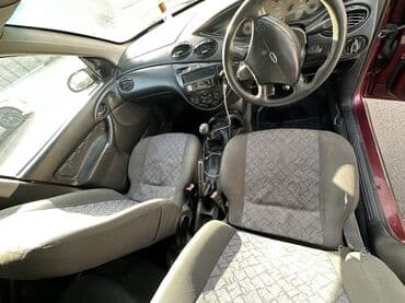 ford focus 2004: Ford Focus: 2001 г., 1.6 л, Механика, Бензин, Хэтчбэк — 7