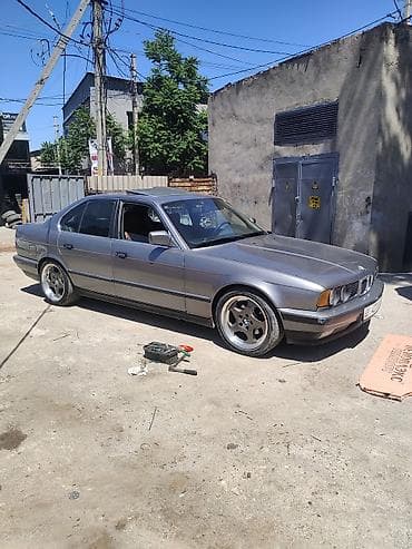 бмв 2023: BMW 5 series: 1991 г., 2 л, Механика, Бензин, Седан — 9
