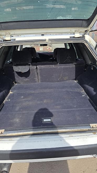 Audi: Audi 100: 1992 г., 2 л, Механика, Бензин, Универсал — 7