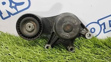 turbo: BMW 528xi (xDrive) v-2.0 turbo 2013 год ролик натяжителя — 1