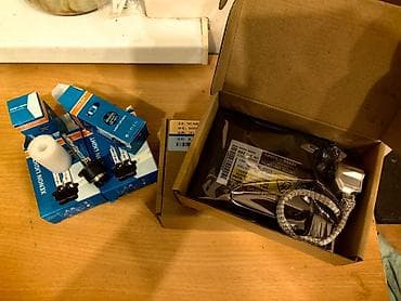 ПРОДАЮ 2 блока розжига и 4 лампы XENON для автомобилей TOYOTA и LEXUS