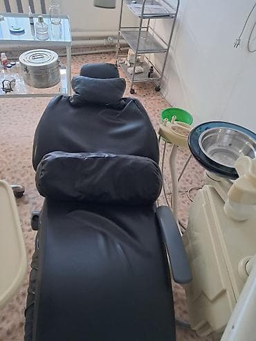 рестоврация одежды: Стоматологическая установка с креслом и рабочим модулем Комплектация — 3