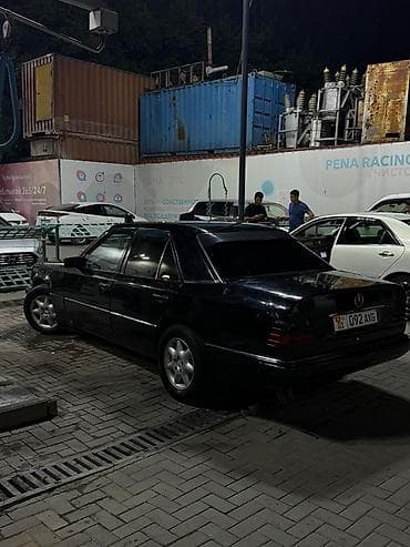 кондидер: Mercedes-Benz W124: 1995 г., 3.2 л, Автомат, Бензин, Седан — 1