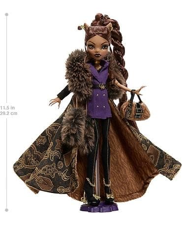 Кукла Monster High – Clawdeen Wolf (G3) в коллекционном образе,На — 2
