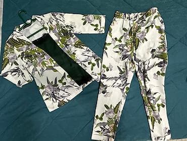 Костюм Тройка комплект из брюк, пиджака и майки. Один выход. Размер М