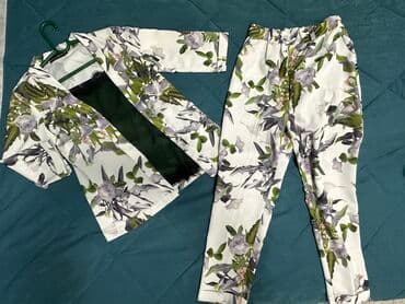 на прокат военная форма: Костюм Тройка комплект из брюк, пиджака и майки. Один выход. Размер М — 1