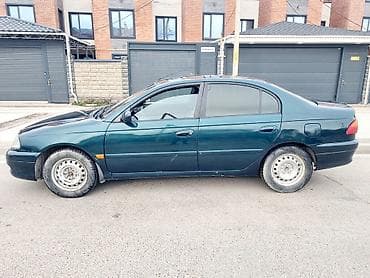 rf 2: Toyota Avensis: 2000 г., 2 л, Механика, Бензин, Седан — 3