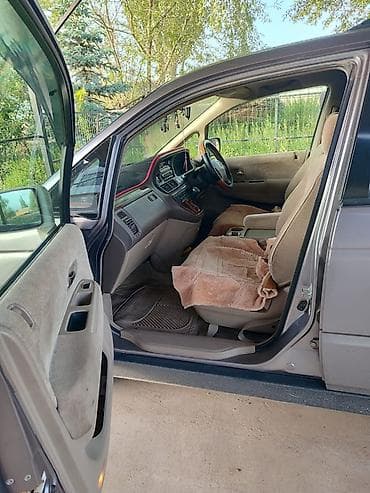 ремонт подушки: Honda Odyssey: 2000 г., Минивэн — 2