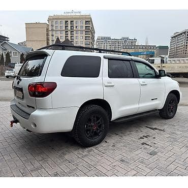 jx 470: Toyota Sequoia: 2020 г., 5.7 л, Автомат, Бензин, Внедорожник — 3