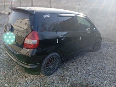 авто с последующим выкупом фит: Honda Fit: 2002 г., 1.3 л, Вариатор, Бензин, Хэтчбэк — 3
