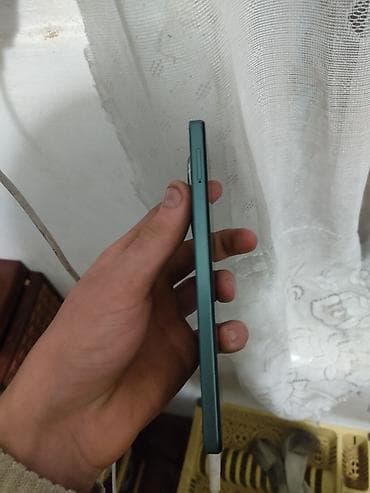 Poco C61, Б/у, 128 ГБ, цвет - Зеленый, 2 SIM