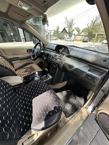реально: Nissan X-Trail: 2001 г., 2 л, Автомат, Бензин, Кроссовер — 10
