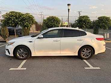 smart plus: Kia Optima: 2018 г., Седан — 3